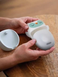 Coffret Veilleuse Et Chouette Luminescente - INFANTINO Blanc - Infantino -Buki France Shop coffret veilleuse et chouette luminescente infantino 4