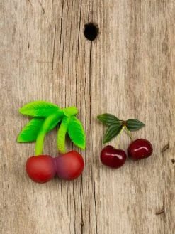 Jouet De Dentition Mery La Cerise - OLI & CAROL Rouge - Oli Et Carol -Buki France Shop jouet de dentition mery la cerise oli carol 5