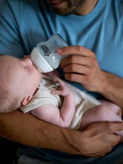 Kit De Naissance Mixte Starter Closer To Nature TOMMEE TIPPEE Transparent - Tommee Tippee -Buki France Shop kit de naissance mixte starter closer to nature tommee tippee 3