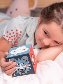 La Conteuse Merveilleuse JOYEUSE Multicolore - Joyeuse 6 La Conteuse Merveilleuse JOYEUSE Multicolore - Joyeuse -Buki France Shop la conteuse merveilleuse joyeuse 2