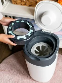 Lot De 6 Recharges Pour Poubelles à Couches Tec Et Twist & Click TOMMEE TIPPEE Sangenic En Plastique Recyclé Gris - Tommee Tippee 7 Lot De 6 Recharges Pour Poubelles à Couches Tec Et Twist & Click TOMMEE TIPPEE Sangenic En Plastique Recyclé Gris - Tommee Tippee -Buki France Shop lot de 6 recharges pour poubelles a couches tec et twist click tommee tippee sangenic en plastique recycle 2