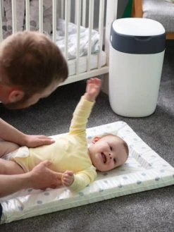 Poubelle à Couches Twist & Click Tommee Tippee SANGENIC Rose - Tommee Tippee 9 Poubelle à Couches Twist & Click Tommee Tippee SANGENIC Rose - Tommee Tippee -Buki France Shop poubelle a couches twist click tommee tippee sangenic 3