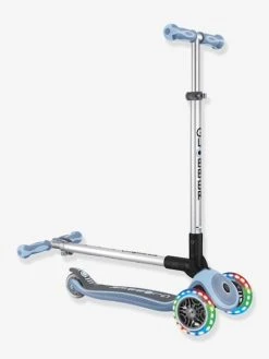 Primo Foldable Premium Lights - Trottinette Pliable Lumineuse à 3 Roues - GLOBBER Lilas - Globber -Buki France Shop primo foldable premium lights trottinette pliable lumineuse a 3 roues globber 3