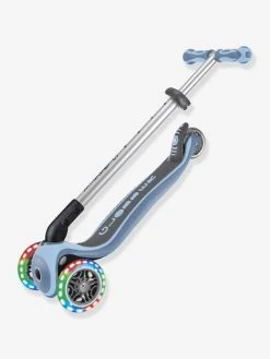 Primo Foldable Premium Lights - Trottinette Pliable Lumineuse à 3 Roues - GLOBBER Lilas - Globber -Buki France Shop primo foldable premium lights trottinette pliable lumineuse a 3 roues globber 4