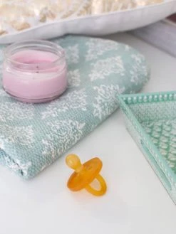 Sucette à Bout Rond Tout Latex 6 Mois+ SUAVINEX Naturel - Suavinex 8 Sucette à Bout Rond Tout Latex 6 Mois+ SUAVINEX Naturel - Suavinex -Buki France Shop sucette a bout rond tout latex 6 mois suavinex 2