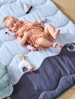 Tapis D'éveil Souple Sans Arche LEON SUR LE PONTON Bleu - Vertbaudet 9 Tapis D'éveil Souple Sans Arche LEON SUR LE PONTON Bleu - Vertbaudet -Buki France Shop tapis deveil souple sans arche leon sur le ponton 3